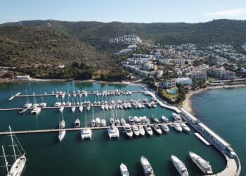 Güllük Egesu Marina Kuş Bakışı