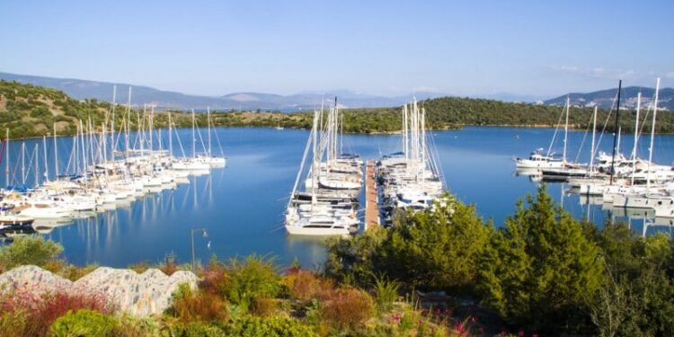 Port Iasos Marina Uzaktan Görünüm