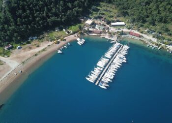 Ella Marina Kuş Bakışı Görünüm